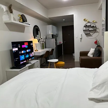 King-Size Bed Makati Condo